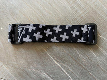 Load image into Gallery viewer, Threat Glow in the Dark Strap