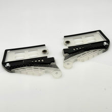 Load image into Gallery viewer, DV8 Notch V3 Jolly Roger Ears
