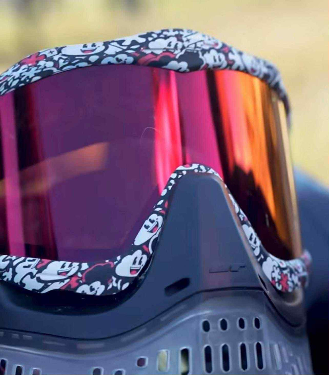 Dreamy Frames and Straps in memory of Markus Nielsen