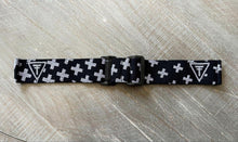 Load image into Gallery viewer, Threat Glow in the Dark Strap
